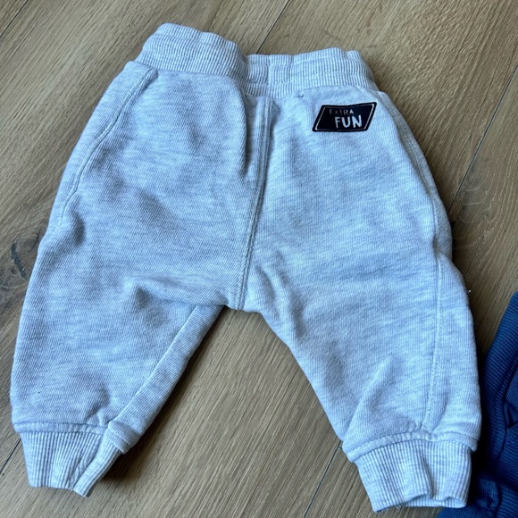 2 Zara 6-9 month jogger sweatpants - Picture 3 of 8